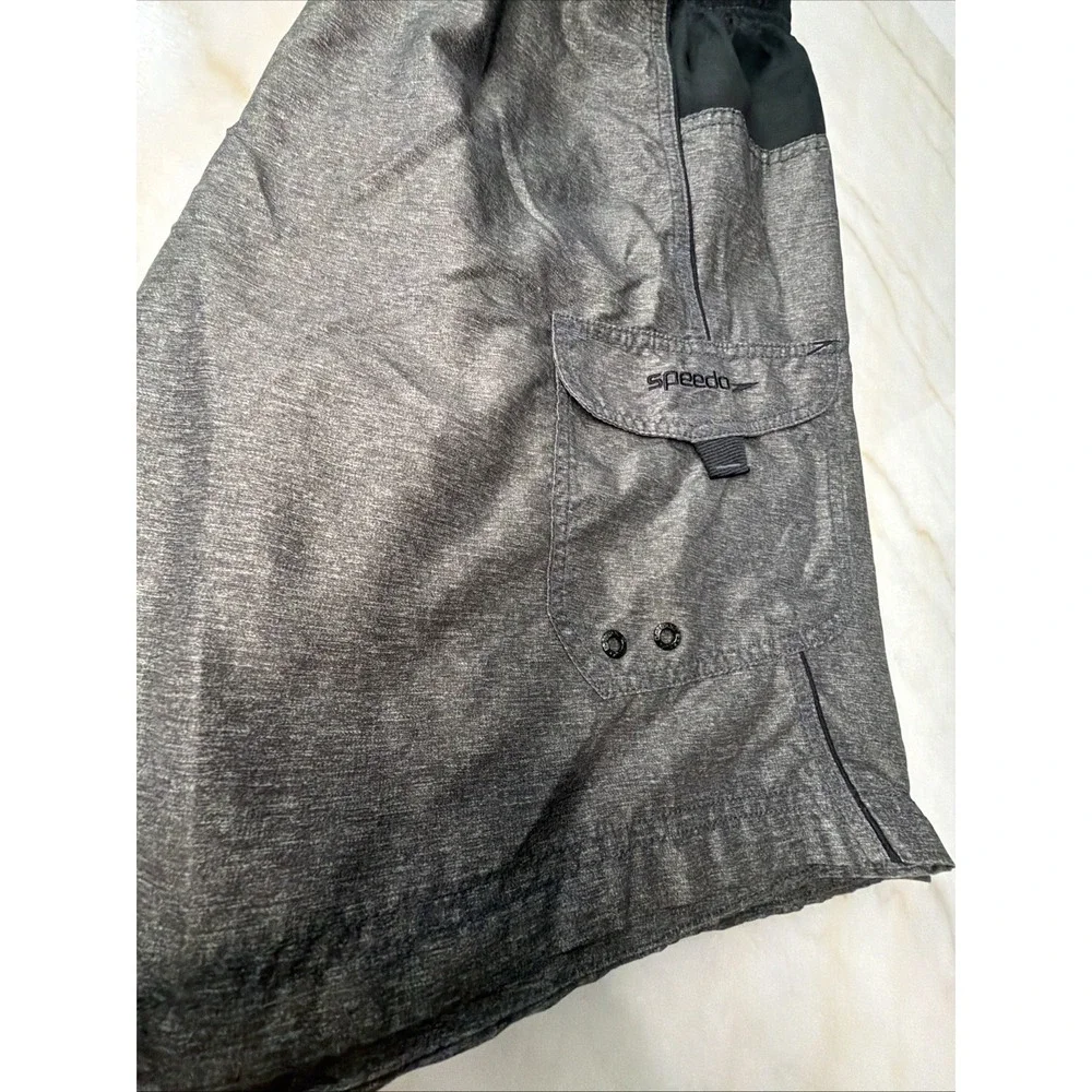 SPEEDO Men's size 2XL Black & Gray Swimming Trunks Shorts Pocket Mesh Costal - Picture 7 of 7